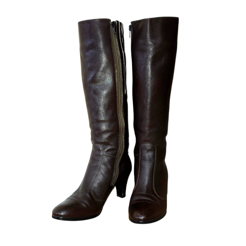 Elegant Leather La Vallée Vintage Chocolate Brown Knee-High Boots